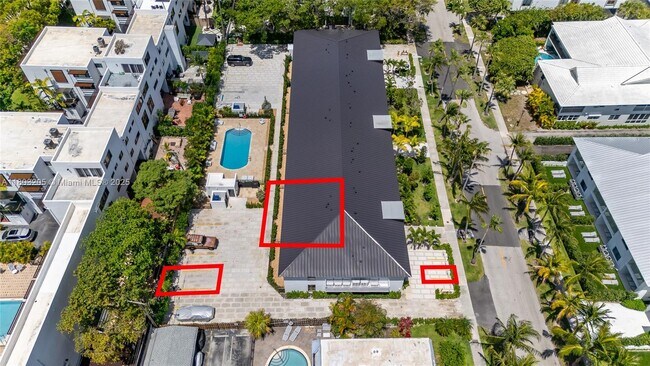 Building Photo - 204 Sunrise Dr