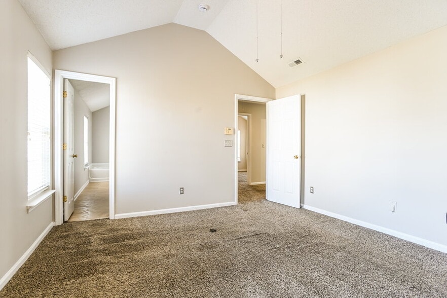 Building Photo - 426 Havenbrook Way NW