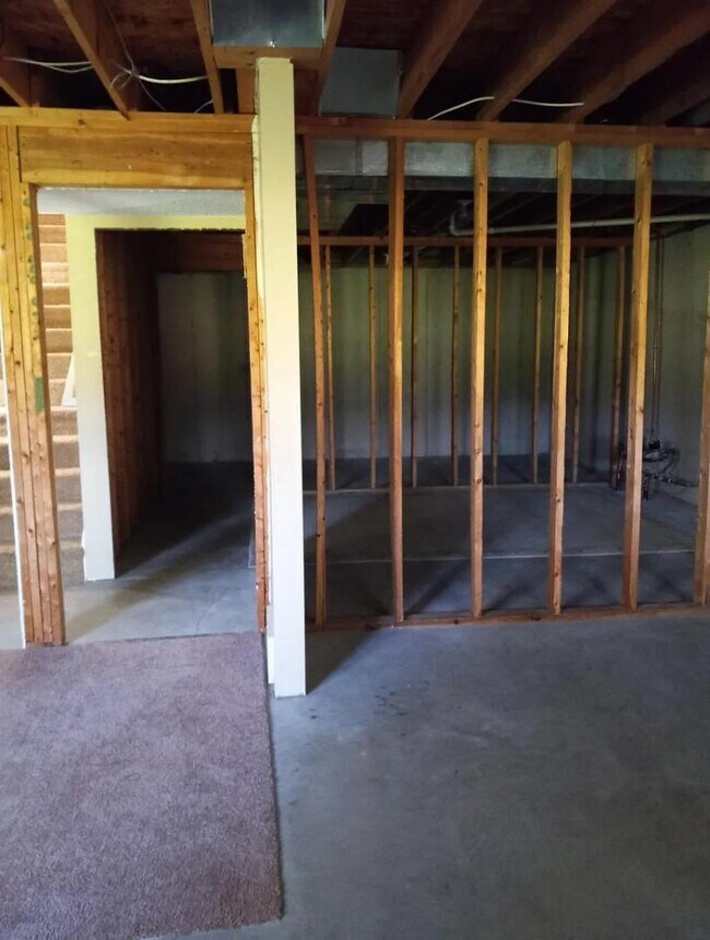 Building Photo - 311 E 20th St