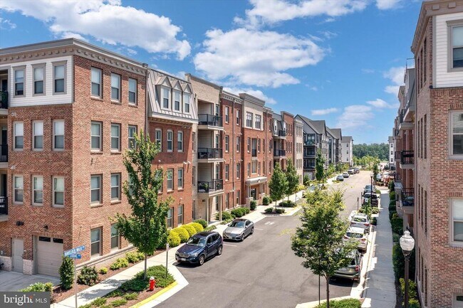 Building Photo - 23630 Havelock Walk Ter