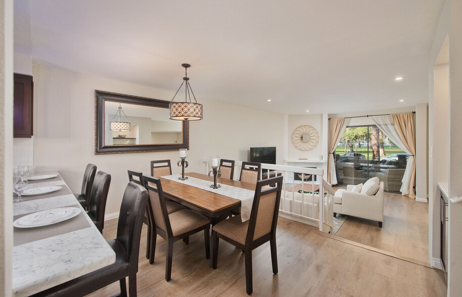 Building Photo - 21820 Marylee St