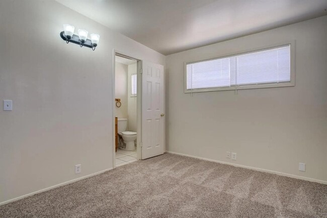 Building Photo - 2713 65th St