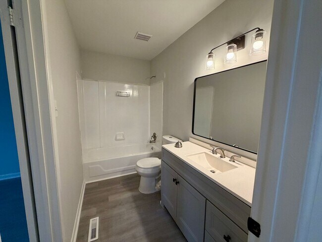 Building Photo - Move in Ready Home Now Available!