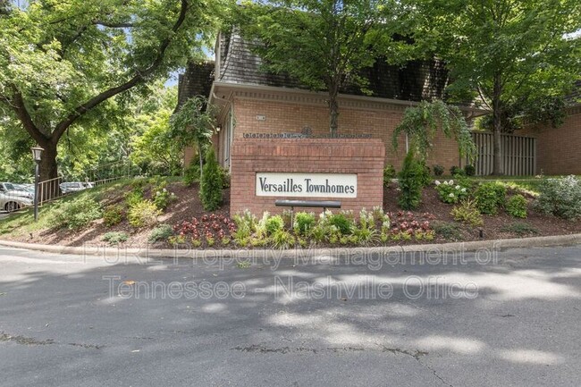 Building Photo - 3000 Hillsboro Pike