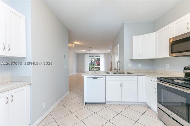 Building Photo - 3635 San Simeon Cir