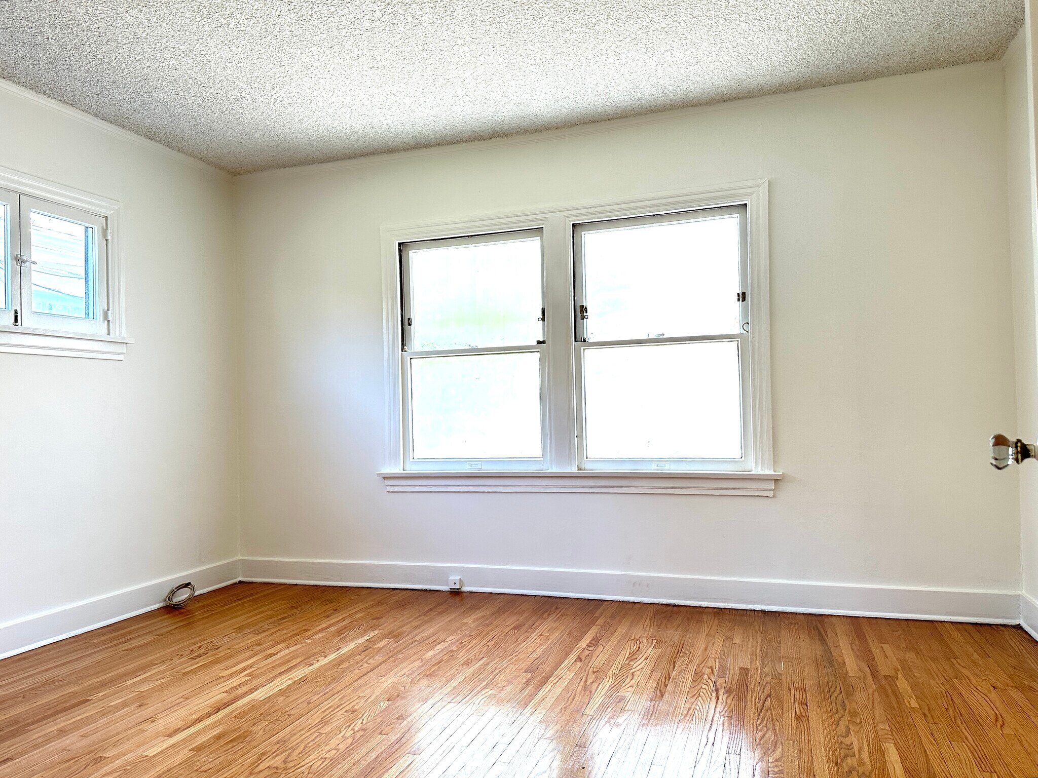 Bedroom - 1138 N Gardner St