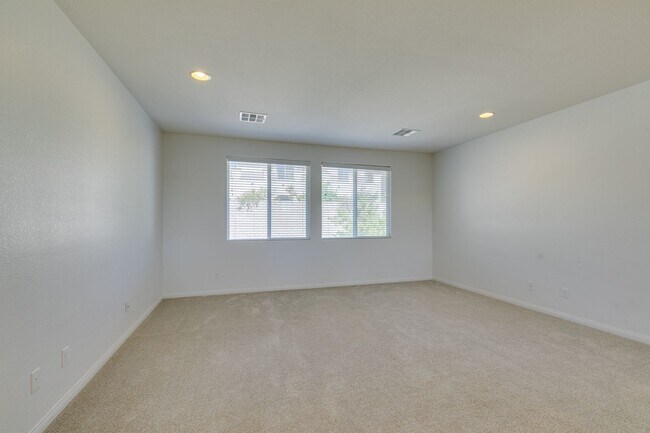Building Photo - 12056 La Palmera Ave