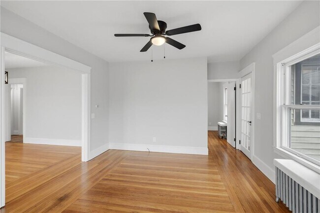 Building Photo - 67 Fred St