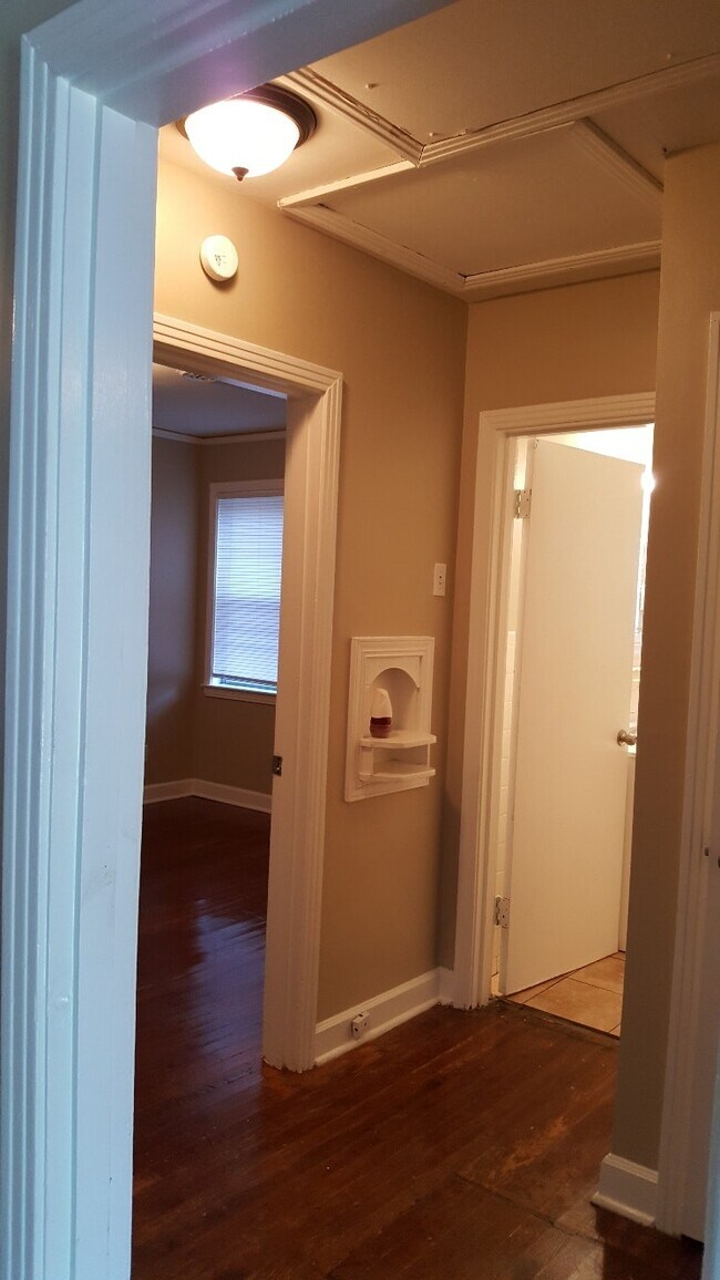 Building Photo - 4331 Emily Ave