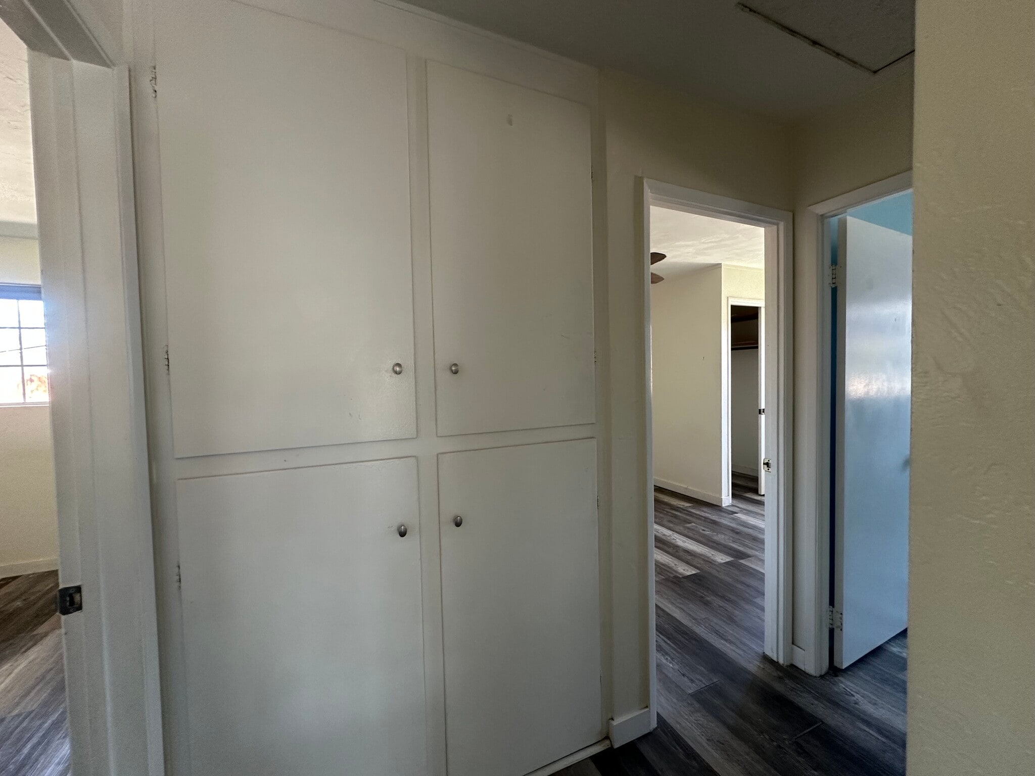 Building Photo - 9230 Pine Valley Dr