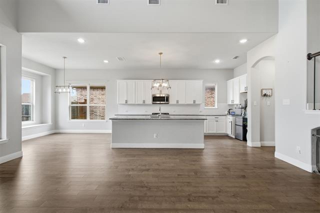 Building Photo - 2835 Hackberry Creek Trail