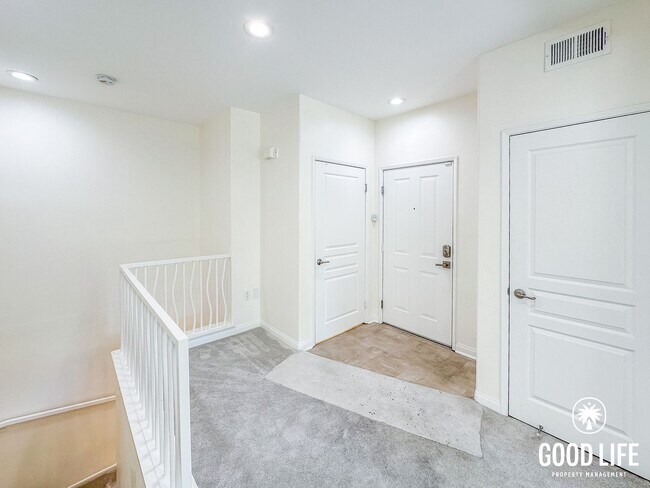 Building Photo - OC: Spacious 2BD/2.5BA Condo in Irvine with Resort-Style Amenities, Private Balcony & In-Unit Lau...