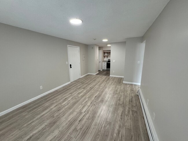 Building Photo - 158-162 Water Street-Unit 6