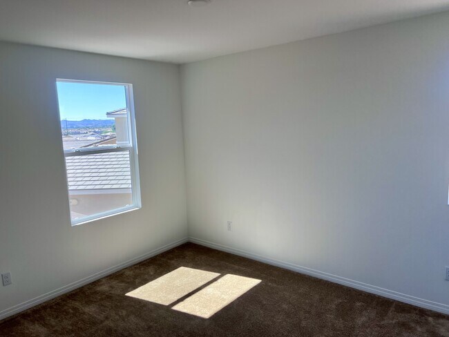 Building Photo - 30284 Truckee Cir