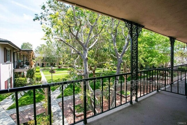 Building Photo - 660 S Glassell St