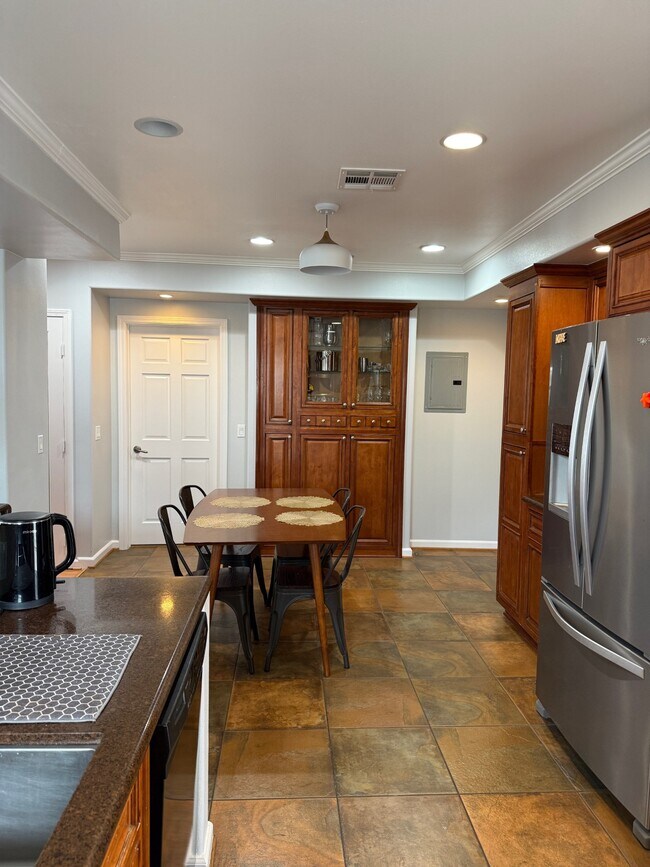 Building Photo - 15206 Chanera Ave