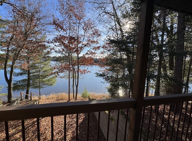 Building Photo - N. N Townline Rd