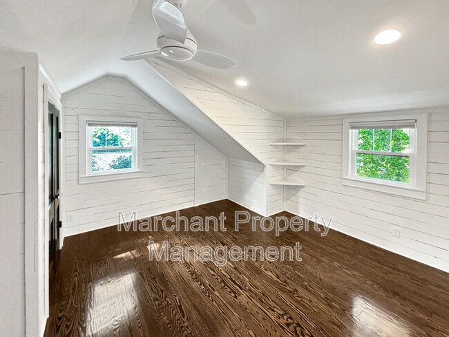 Building Photo - 312 Briarcliff Dr