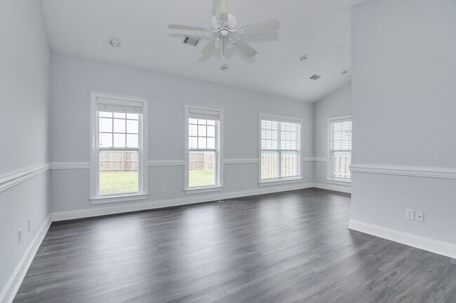 Building Photo - 4 Bedroom Ranch Near Fort Gordon