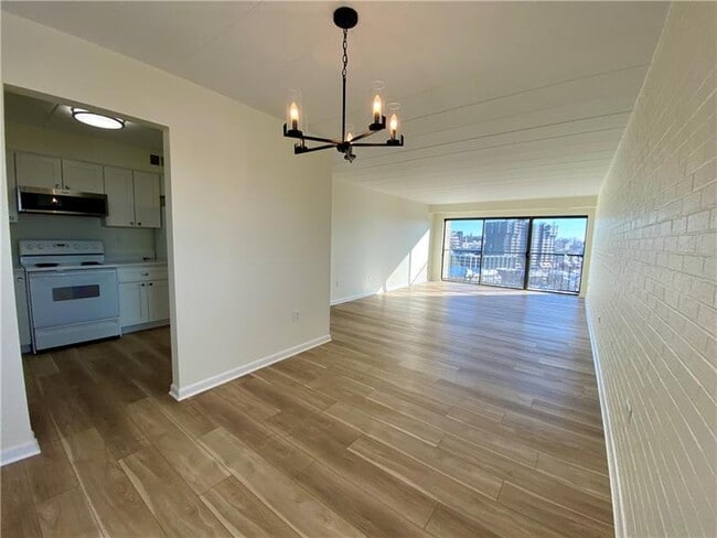 Building Photo - 53 Academy Ave