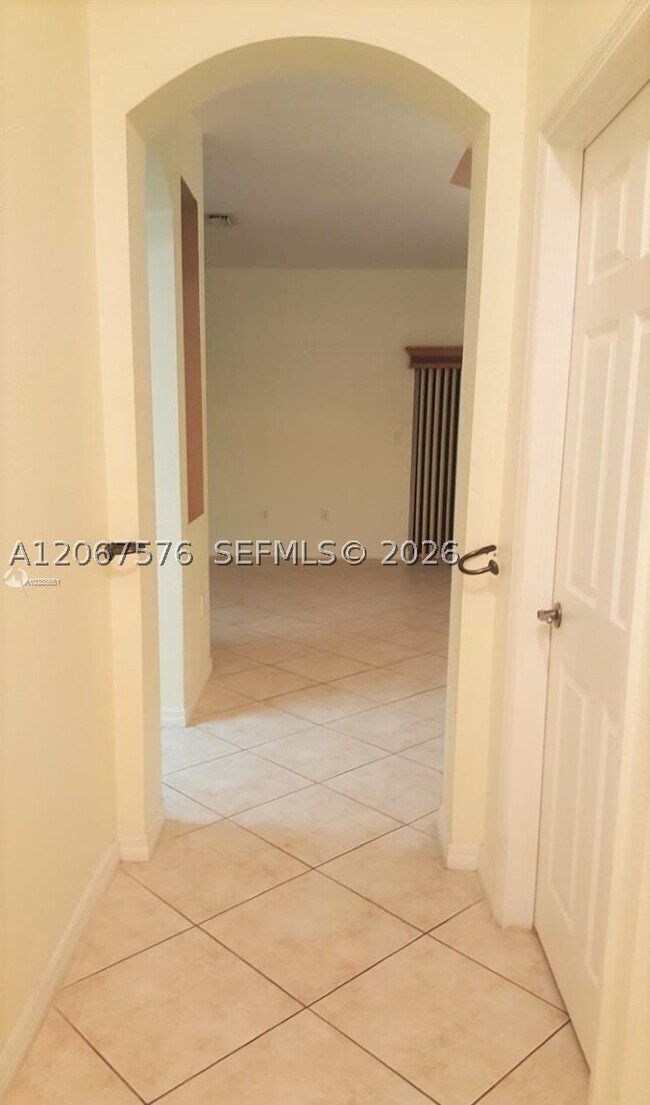 Building Photo - 12738 SW 49th Dr