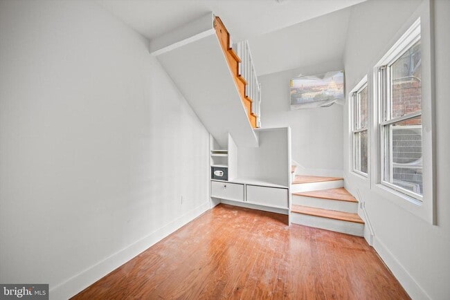Building Photo - 1312 19th St NW