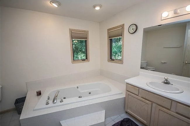 Building Photo - 2552 Pebble Valley Rd