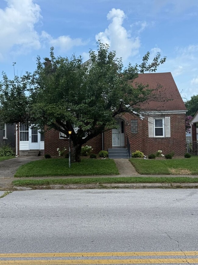 Building Photo - Brick Cape Cod