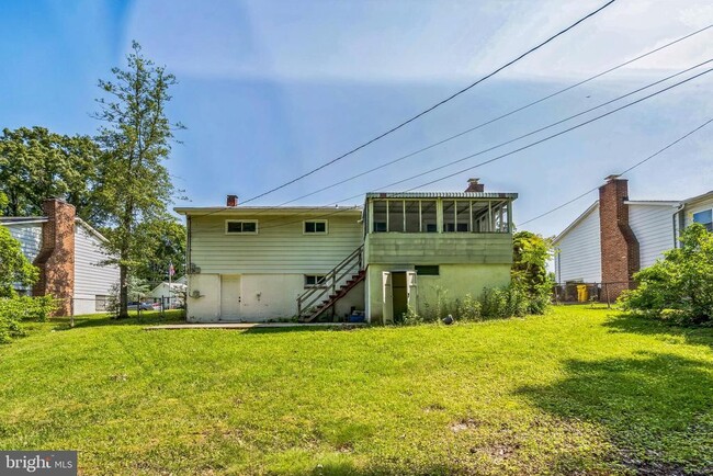 Building Photo - 1365 Rosanna Dr