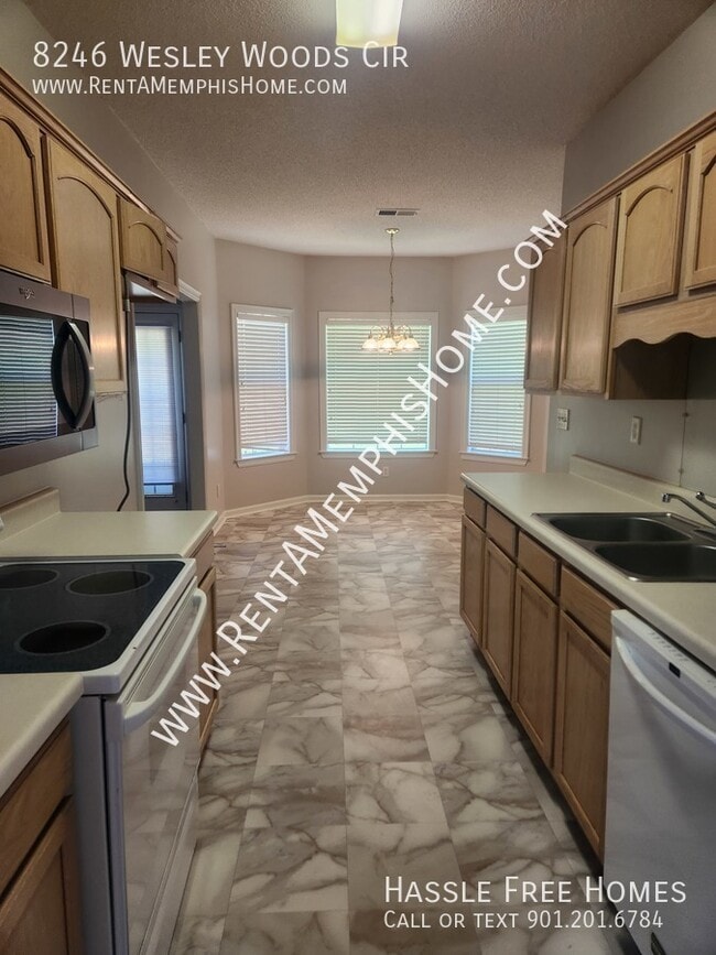 Building Photo - 8246 Wesley Woods Cir