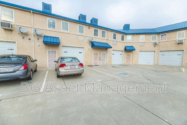 Building Photo - 701 San Pablo Ave