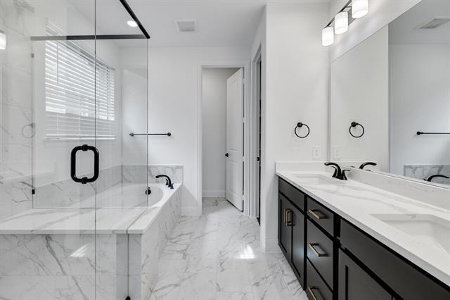 Building Photo - 2456 Glacier Rdg