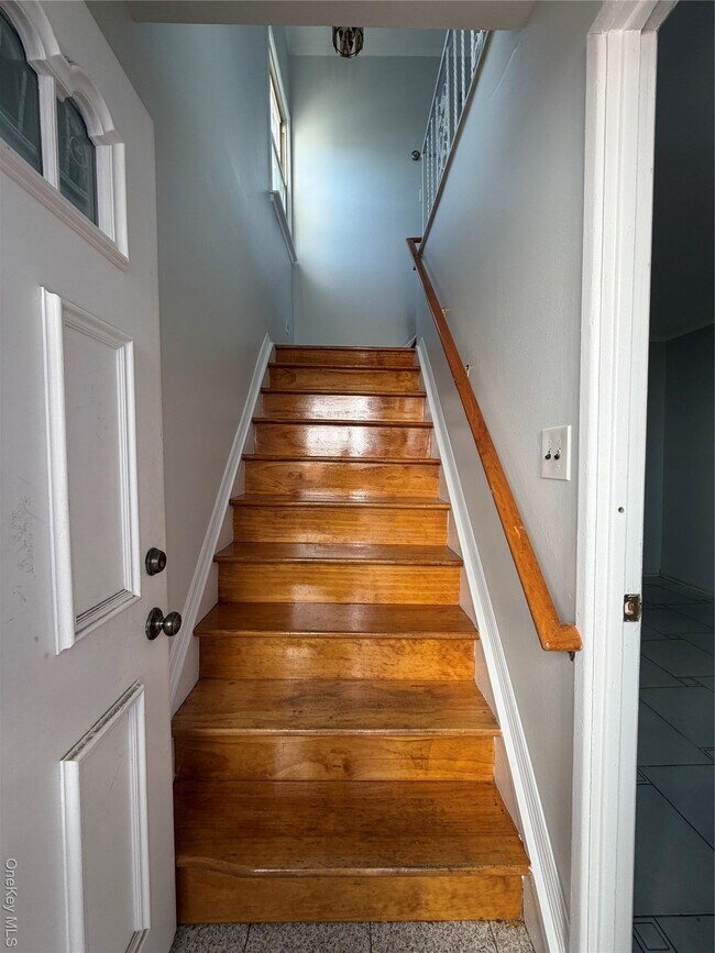 Building Photo - 141-33-133 255th St