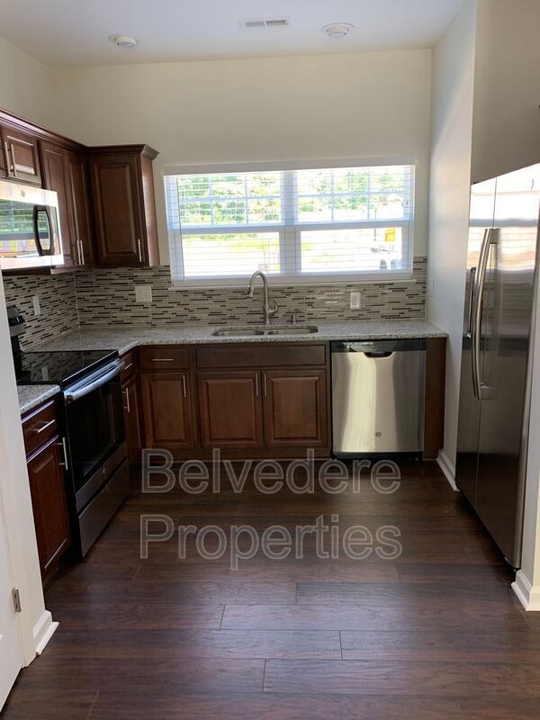 Building Photo - 105 Sommerwall Pl