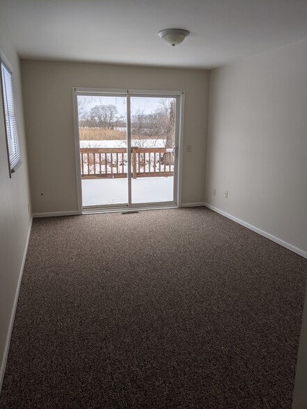 Master Bedroom - 7114 250th Ave