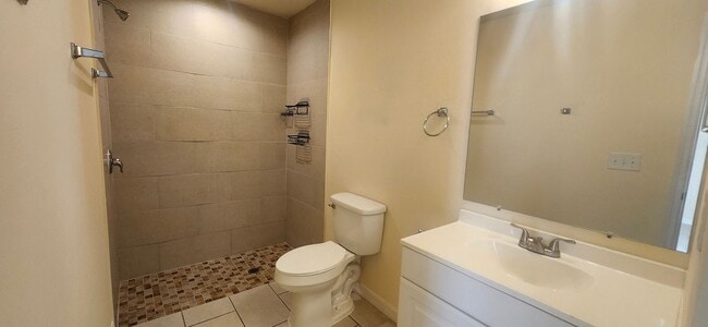 Building Photo - 3 bedroom 2 bath 1 car garage