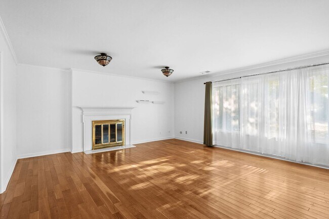 Building Photo - 3-Bedroom | 3.5-Bath Home for Rent in The Dunes – Myrtle Beach