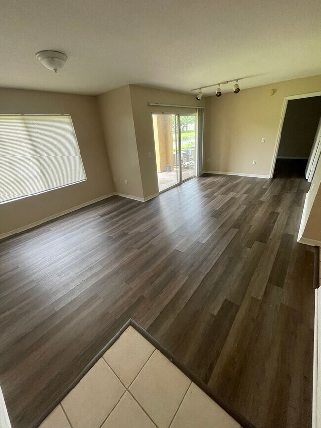 Building Photo - 4200 San Marino Blvd