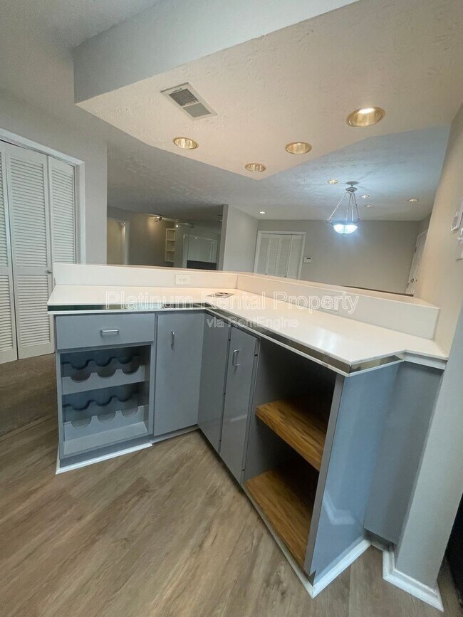 Building Photo - 402 Wynnes Ridge Cir SE