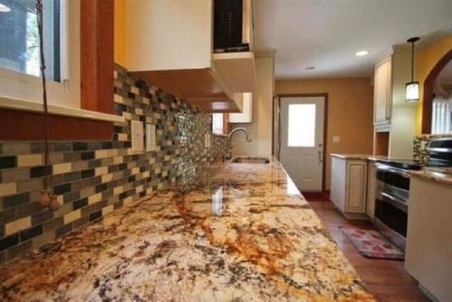 Building Photo - 1613 Jay Street