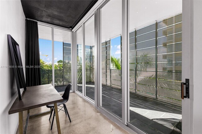 Building Photo - 1700 Meridian Ave