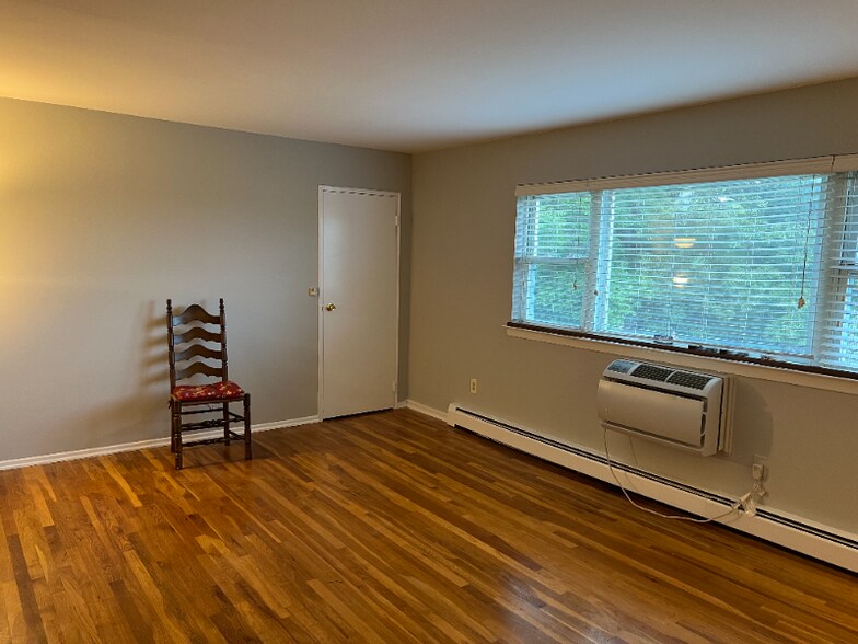 Building Photo - 2467 NJ-10