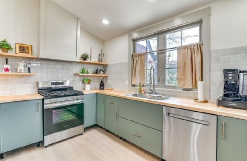 Building Photo - 107 Caldwell St