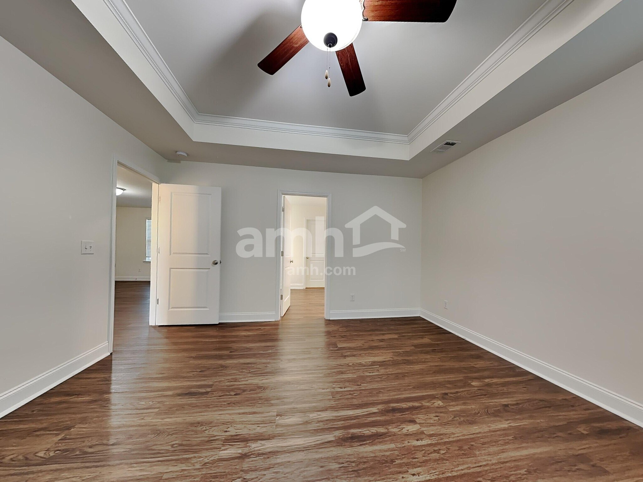 Building Photo - 208 Clearwater Cir