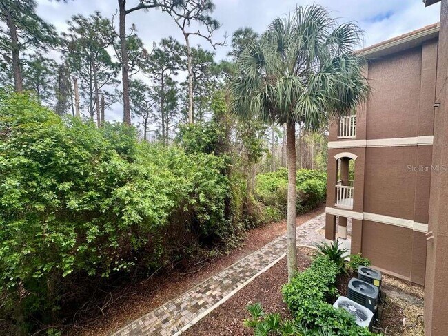 Building Photo - 8836 Villa View Cir