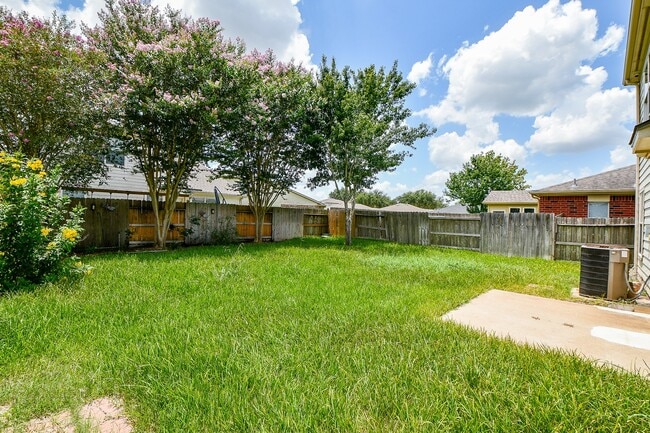 Building Photo - 19915 Juniper Berry Dr