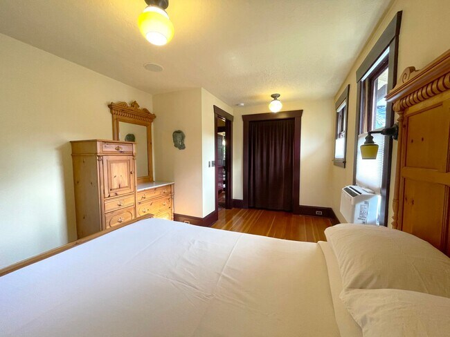 Building Photo - Architect-Restored 1923 Craftsman Bungalow with 3 Flexible Bonus Spaces