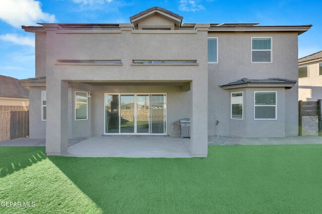 Building Photo - 912 Crystal Deer Dr