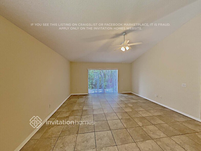 Building Photo - 2113 Fish Eagle St