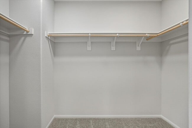 Building Photo - 1180 Heliodor Ave